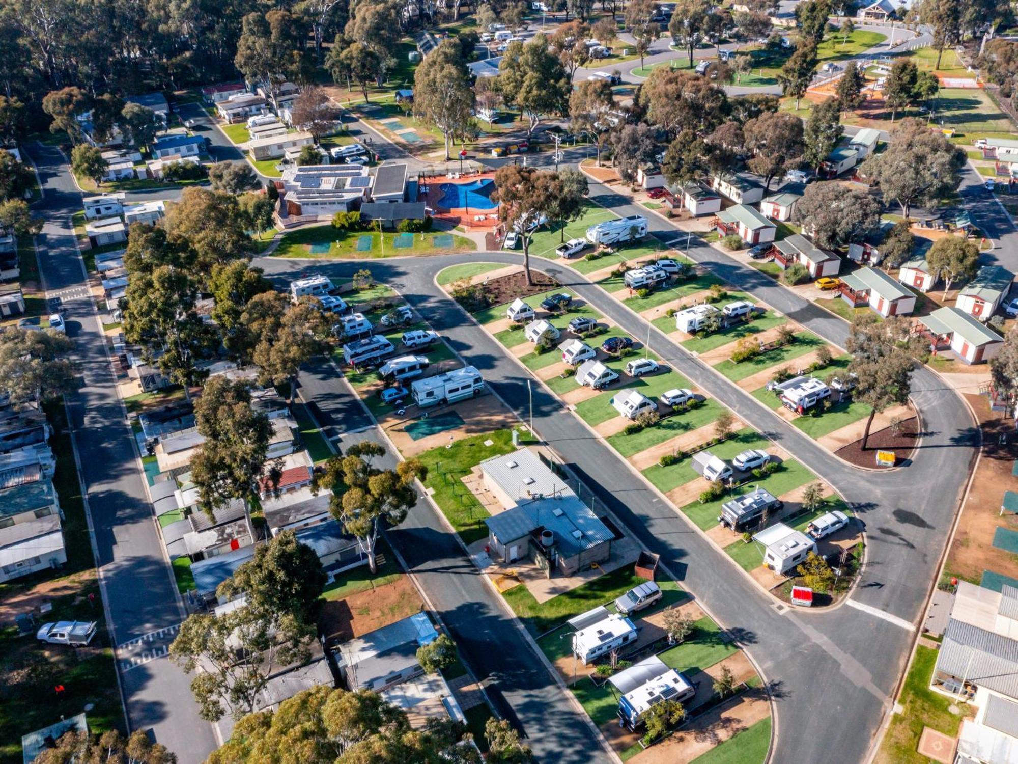 Nrma Echuca Holiday Park 外观 照片
