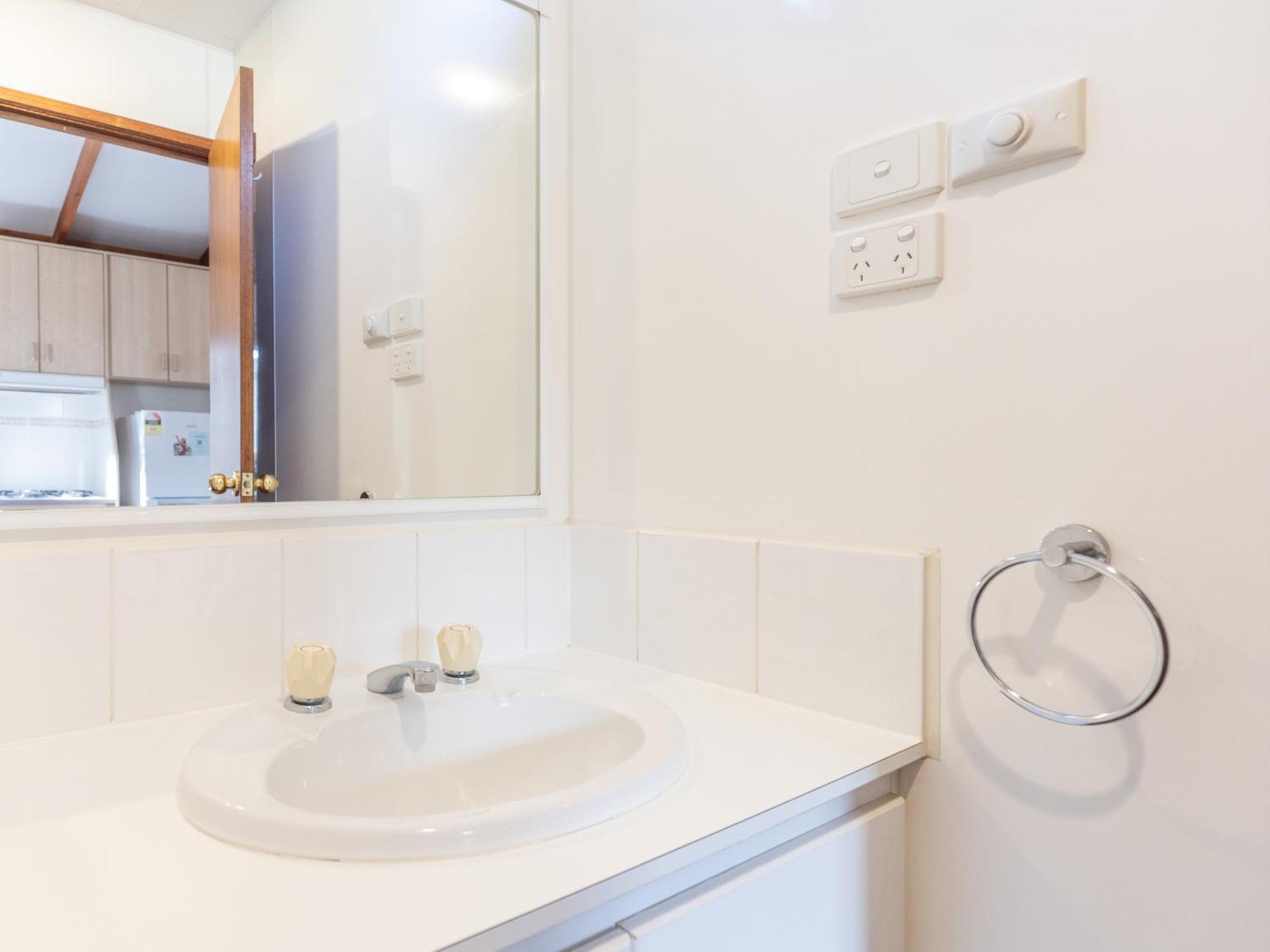 Nrma Echuca Holiday Park 外观 照片