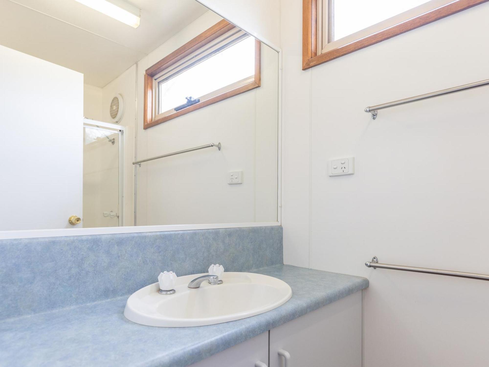 Nrma Echuca Holiday Park 外观 照片